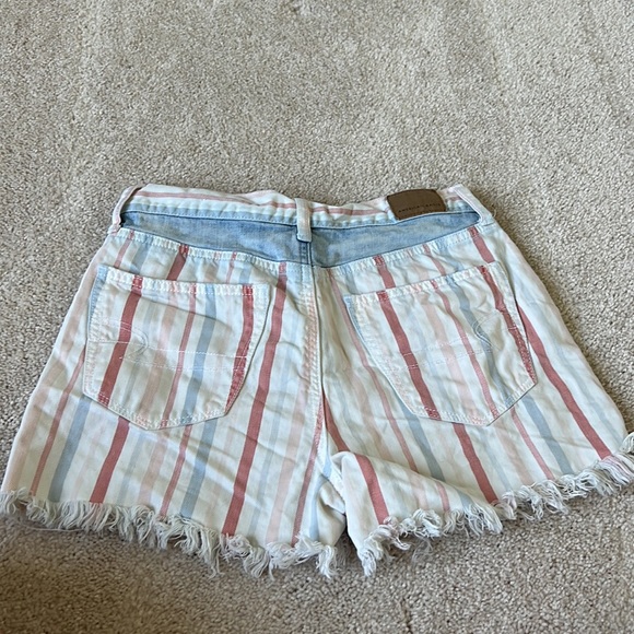 Short - Picture 2 of 5